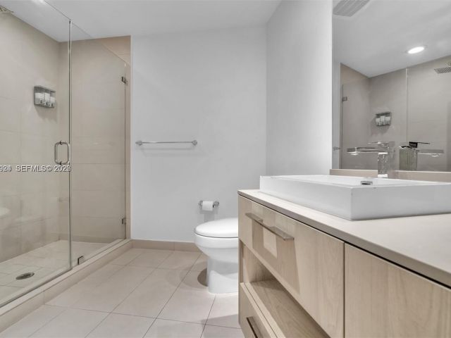 Apartment for sale  Unit #1210 - photo 7512305