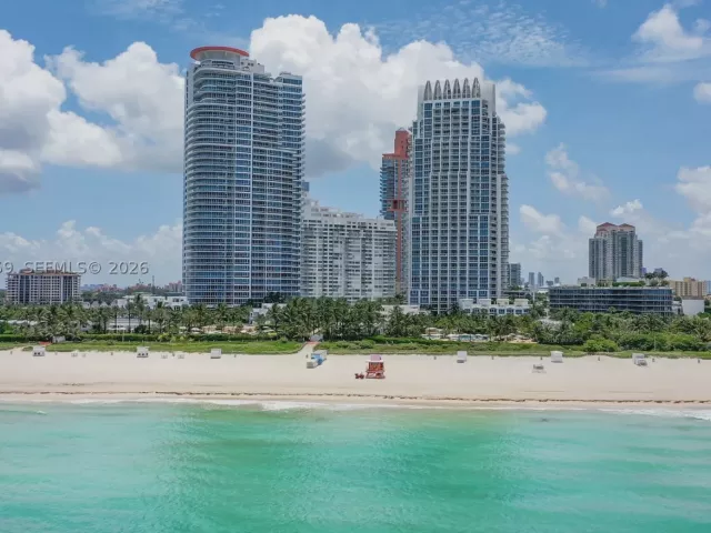 2-bedroom condo for rent in Miami Beach - 50 S Pointe Dr 805 - MondialRealty