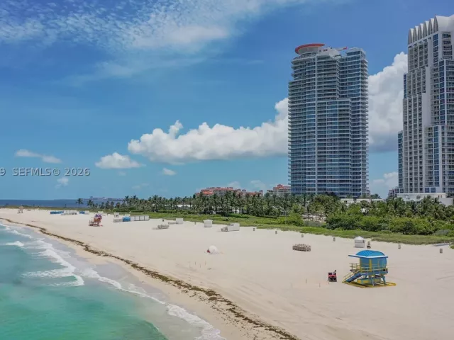2-bedroom condo for rent in Miami Beach - 50 S Pointe Dr 805 - MondialRealty