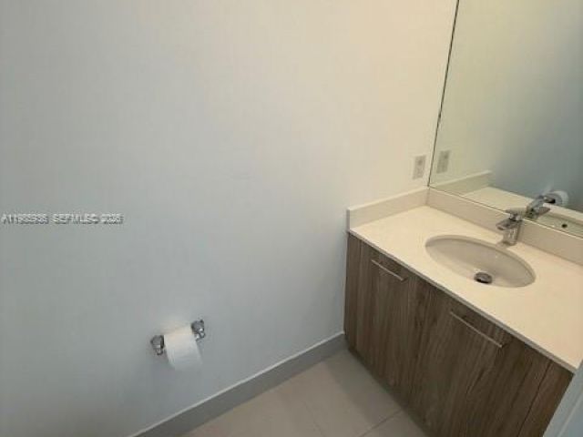 Apartment for rent  Unit #2507 - photo 7494120