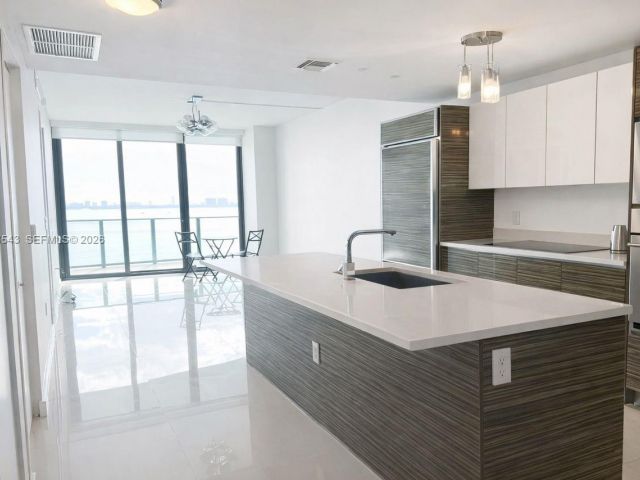 Apartment for sale  Unit #1407 - photo 7493244