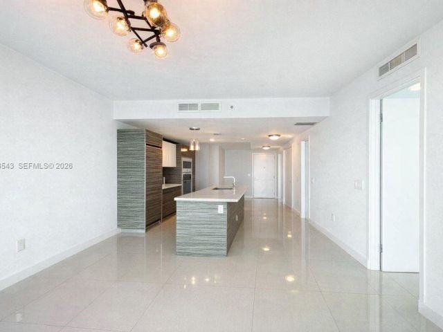 Apartment for sale  Unit #1407 - photo 7493246