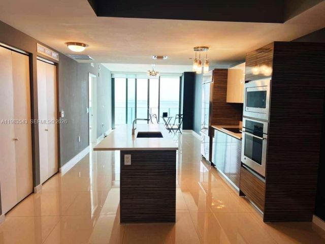 Apartment for sale  Unit #1407 - photo 7493255