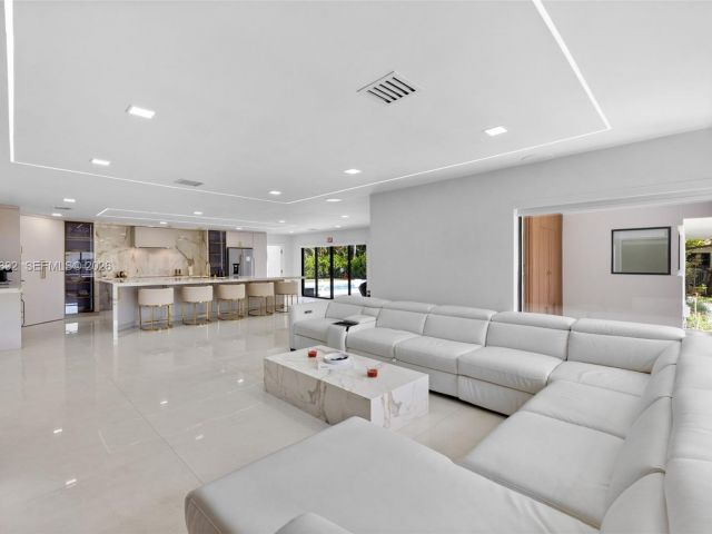 Home for rent at 1117 Adams st - photo 7504194