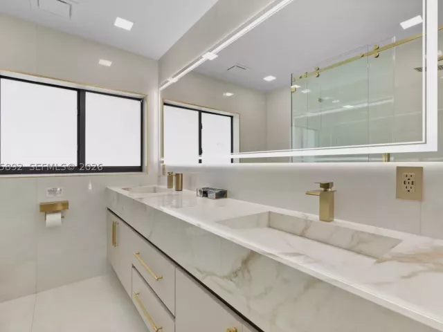 4-bedroom home for rent in Hollywood - 1117 Adams st - MondialRealty
