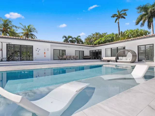 4-bedroom home for rent in Hollywood - 1117 Adams st - MondialRealty