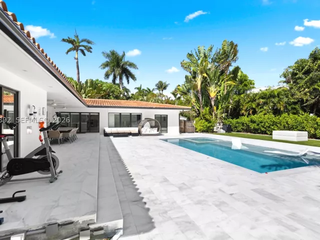 4-bedroom home for rent in Hollywood - 1117 Adams st - MondialRealty