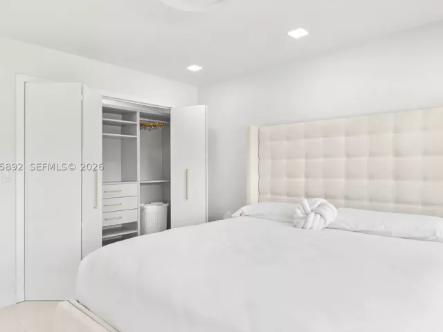 4-bedroom home for rent in Hollywood - 1117 Adams st - MondialRealty