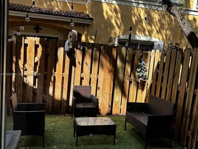 Home for rent at 10775 NW 83rd Ter 2-28 - photo 7484504