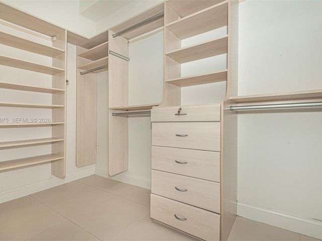 Apartment for rent  Unit #412 - photo 7506458