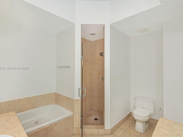 Apartment for rent  Unit #412 - photo 7506460