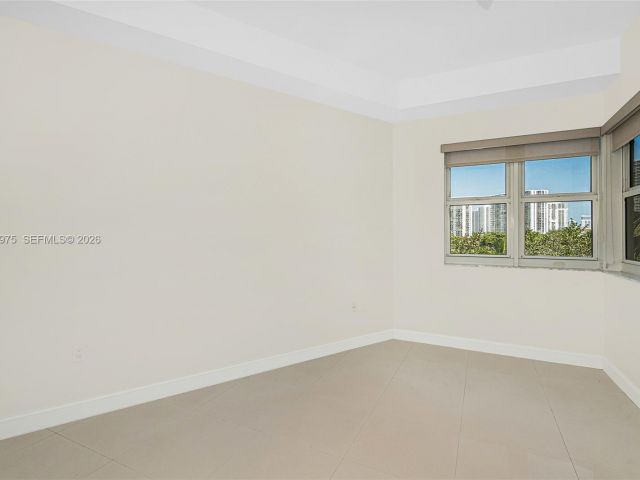 Apartment for rent  Unit #412 - photo 7506462