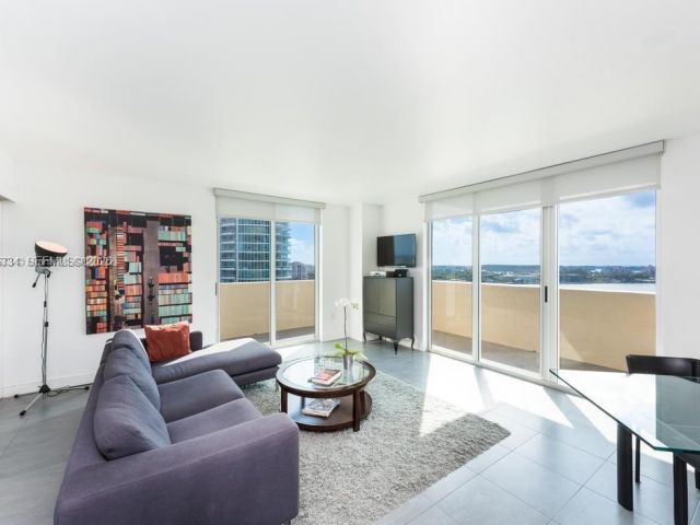 Apartment for rent  Unit #1502 - photo 7511478