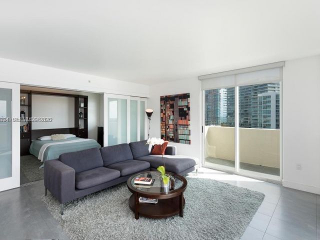 Apartment for rent  Unit #1502 - photo 7511479