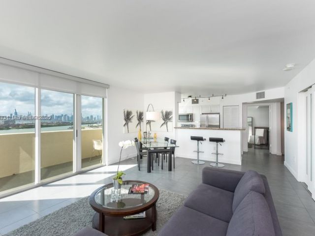 Apartment for rent  Unit #1502 - photo 7511480