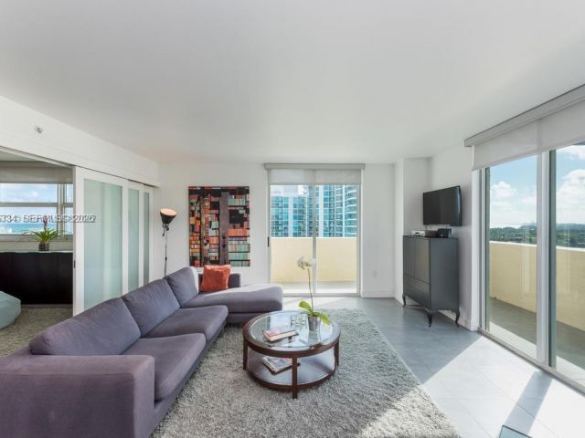 Apartment for rent  Unit #1502 - photo 7511488