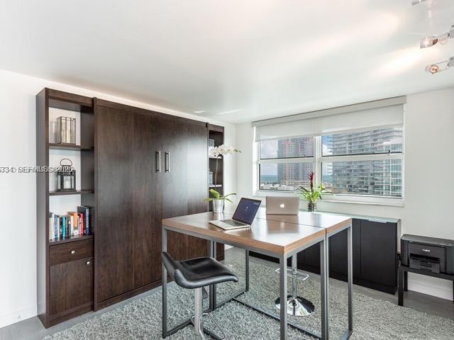 Apartment for rent  Unit #1502 - photo 7511492