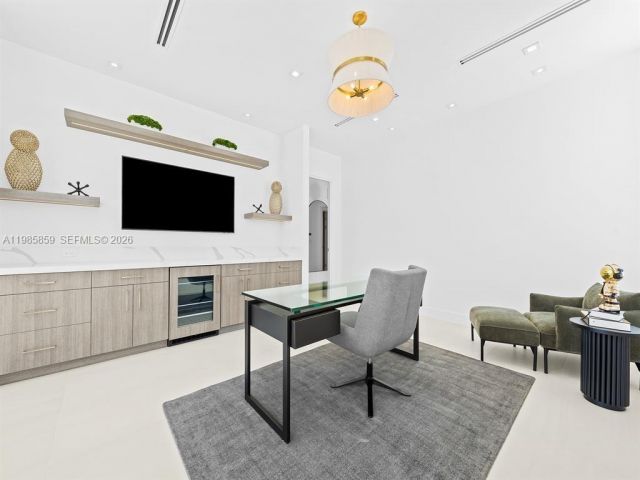 Home for rent at 2657 NE 34th St - photo 7481563