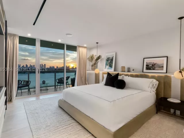 3-bedroom condo for sale in Miami Beach - 650 West Ave 1203/1205 - MondialRealty