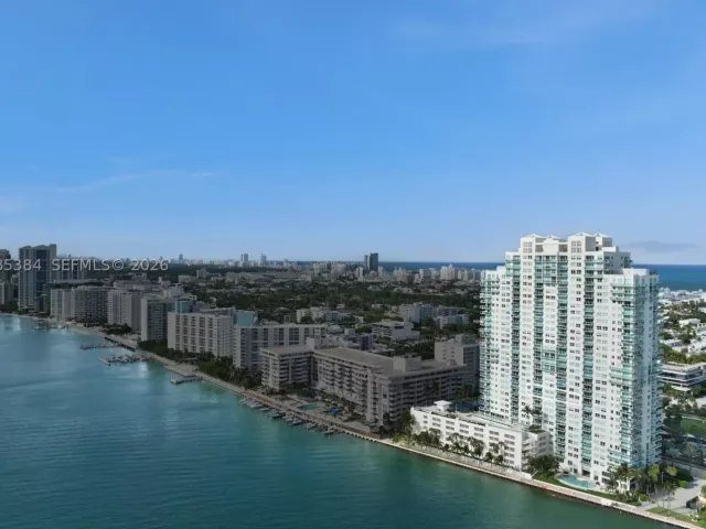 3-bedroom condo for sale in Miami Beach - 650 West Ave 1203/1205 - MondialRealty