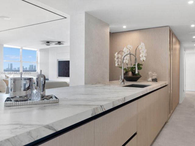 Apartment for sale  Unit #1203/1205 - photo 7508574