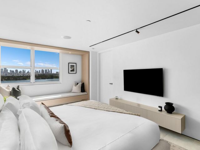 Apartment for sale  Unit #1203/1205 - photo 7508584