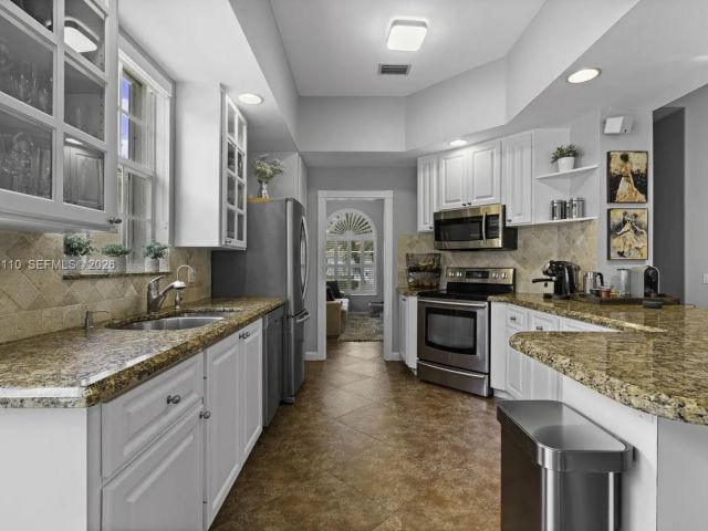 Home for sale at 2862 Irma Lake Dr - photo 7498455