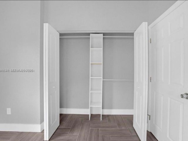 Home for rent at 2210 Farragut St - photo 7472106