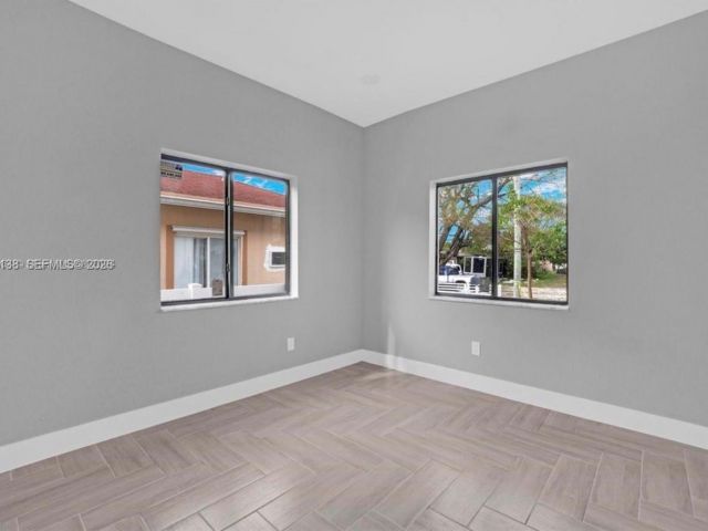 Home for rent at 2210 Farragut St - photo 7472107