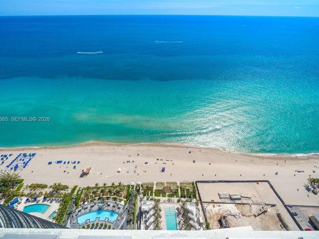 Apartment for rent  Unit #3901 - photo 7490326