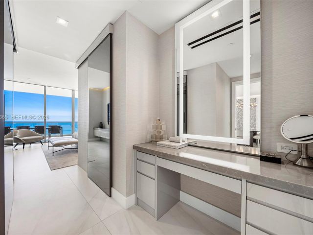 Apartment for rent  Unit #3901 - photo 7490334