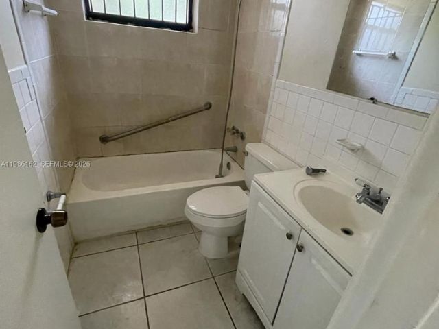 Home for rent at 1941 NW 152nd Ter - photo 7479363