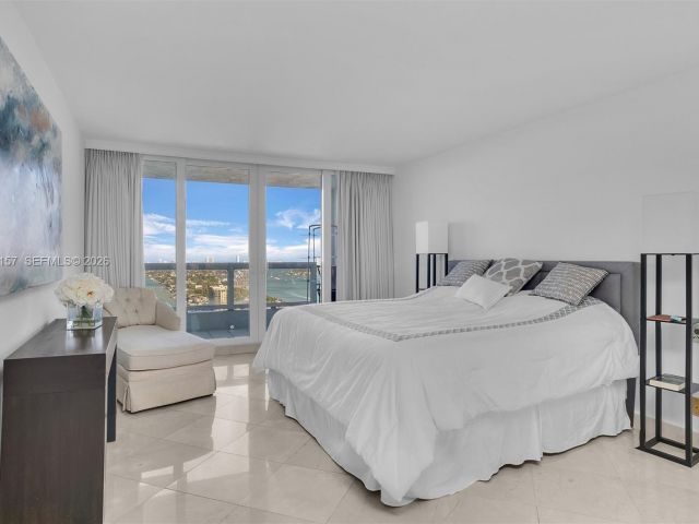 Apartment for rent  Unit #A-3332 - photo 7496127