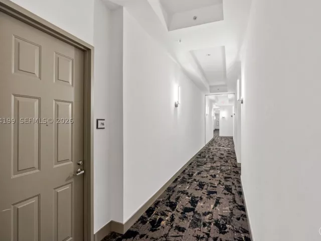 2-bedroom condo for sale in Aventura - 3001 NE 185th St 716 - MondialRealty