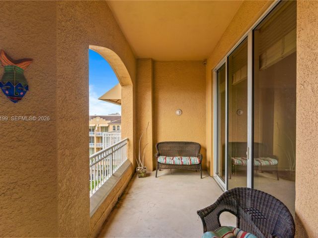 Apartment for sale  Unit #716 - photo 7501804