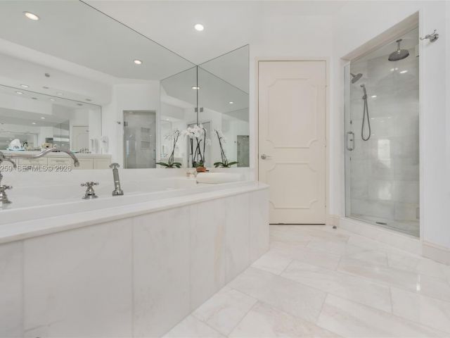 Apartment for sale  Unit #1603 - photo 7490535