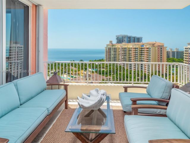 Apartment for sale  Unit #1603 - photo 7490547