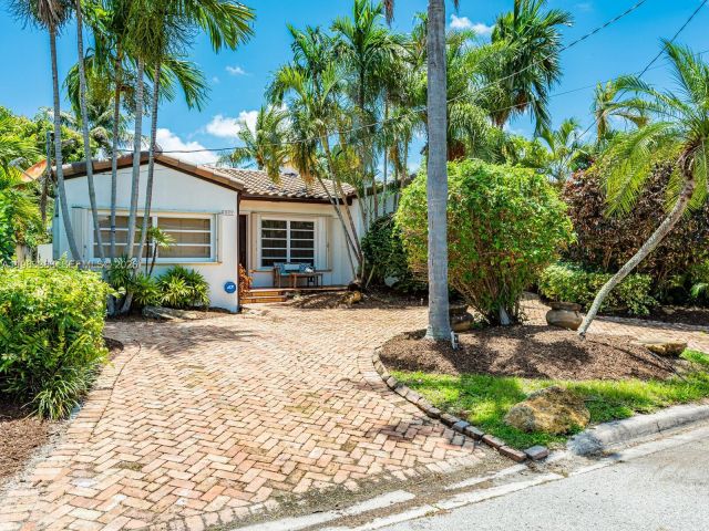 Home for rent at 8927 Hawthorne Ave - photo 7533037