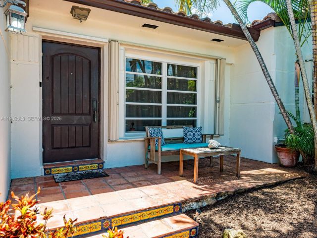 Home for rent at 8927 Hawthorne Ave - photo 7533040