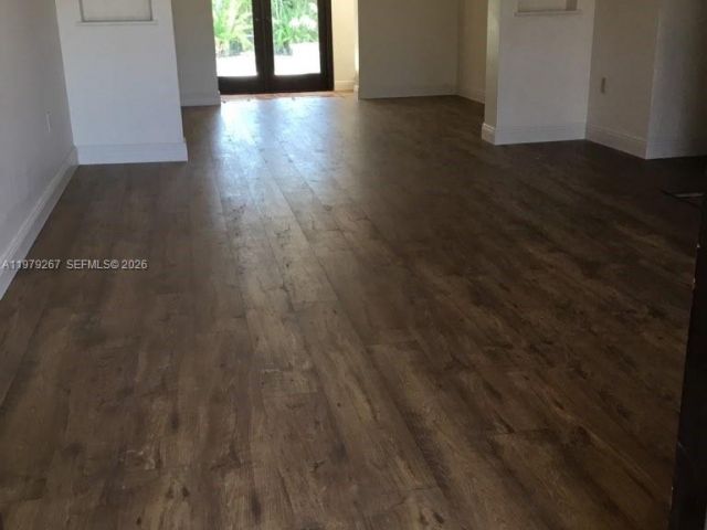 Home for sale at 8927 Hawthorne Ave - photo 7466965