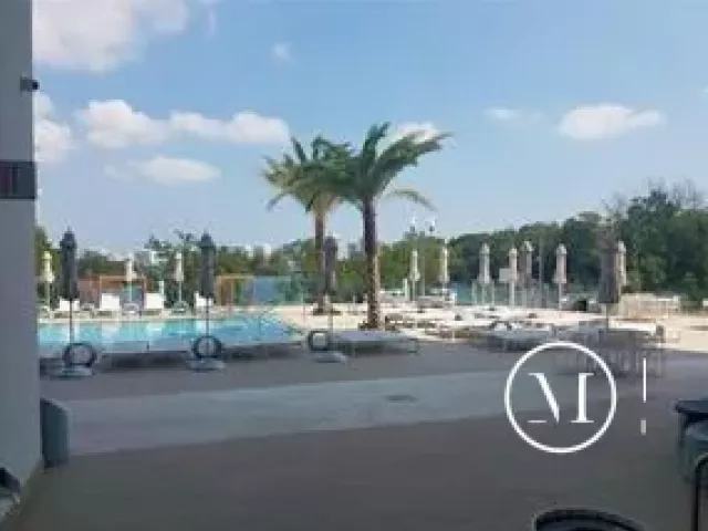 2-bedroom condo for sale in North Miami Beach - 16385 Biscayne Boulevard 1018 - MondialRealty