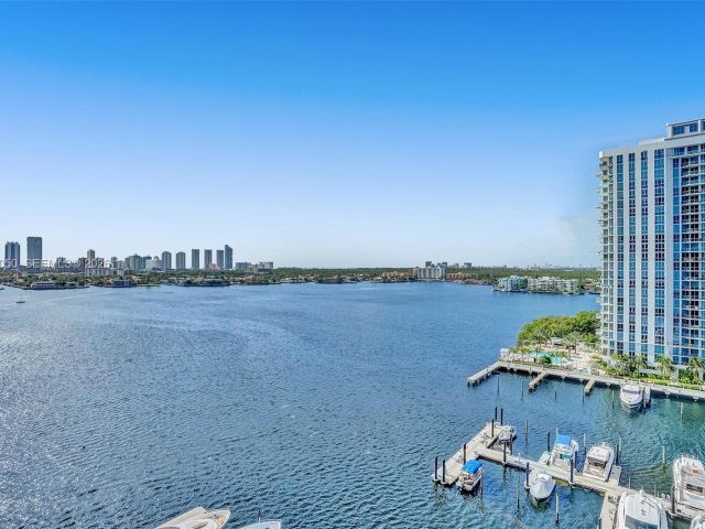 Apartment for sale  Unit #1207 - photo 7503508