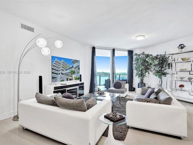 Apartment for sale  Unit #1207 - photo 7503514