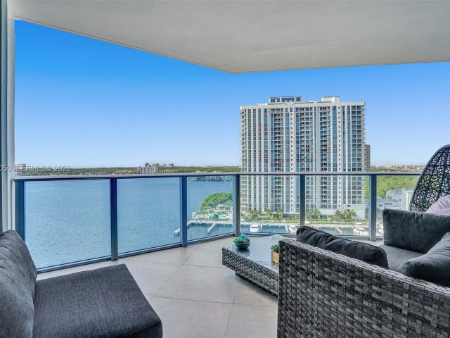 Apartment for sale  Unit #1207 - photo 7503520