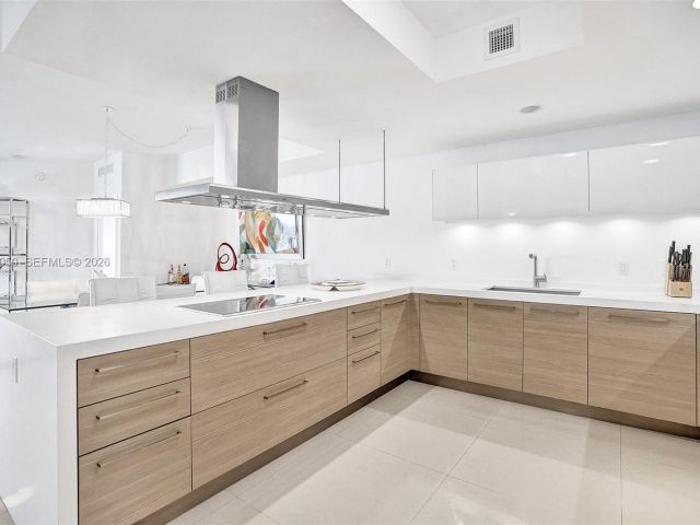 Apartment for sale  Unit #1207 - photo 7503524