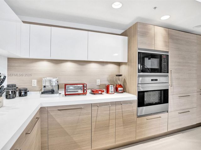 Apartment for sale  Unit #1207 - photo 7503526