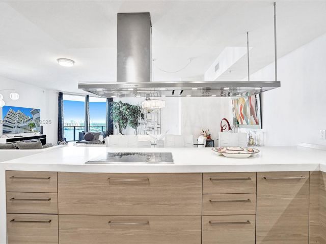 Apartment for sale  Unit #1207 - photo 7503527