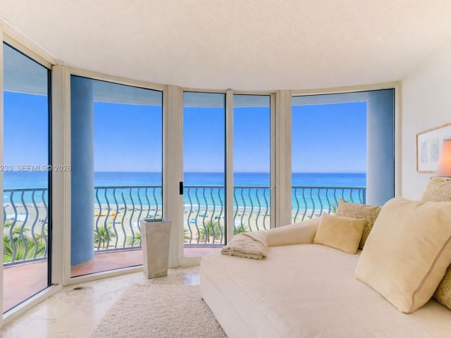 Apartment for sale  Unit #601 - photo 7520040