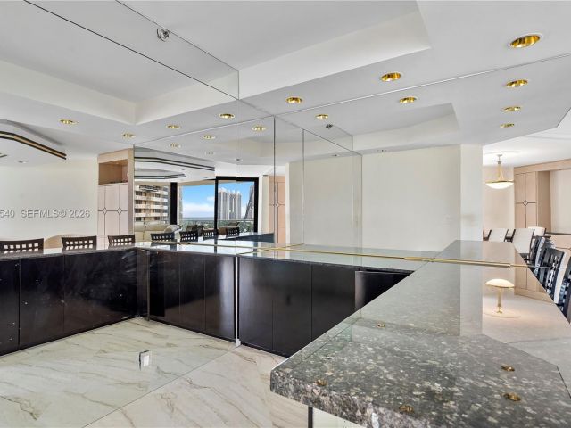 Apartment for sale  Unit #15E - photo 7503738