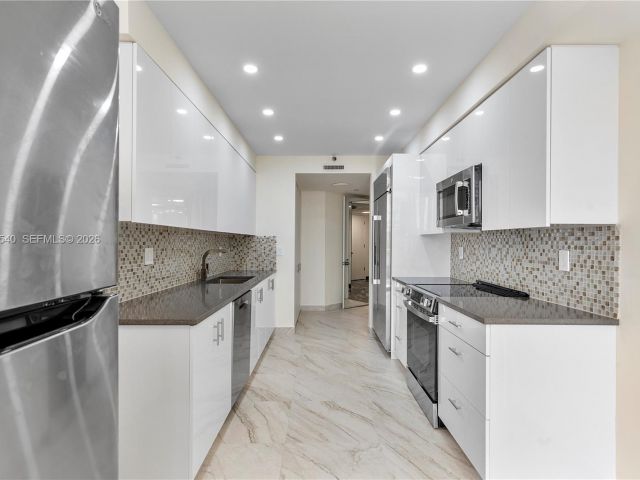 Apartment for sale  Unit #15E - photo 7503739